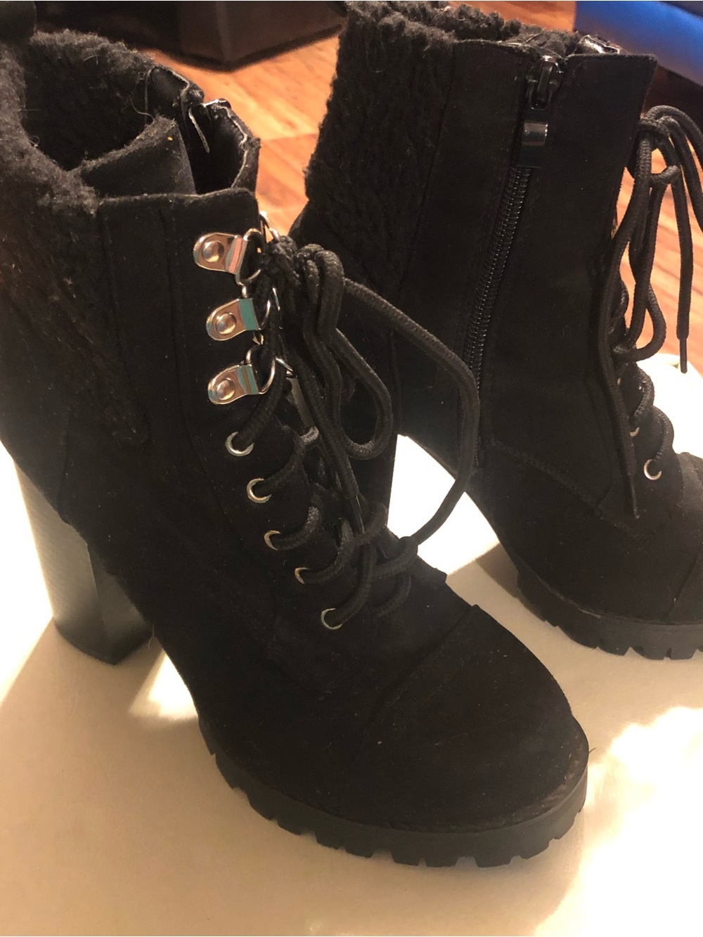 TOP Moda Black Lace-Up Suede Heeled Ankle Boots